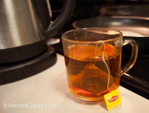 Image of Lipton English Breakfast Tea in Brewing Clear Mug